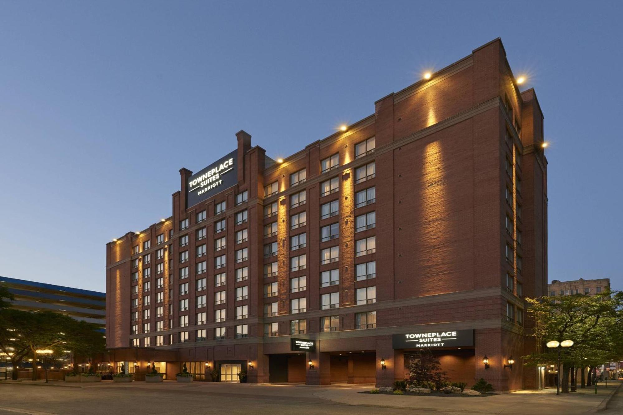 Towneplace Suites By Marriott Windsor Zewnętrze zdjęcie