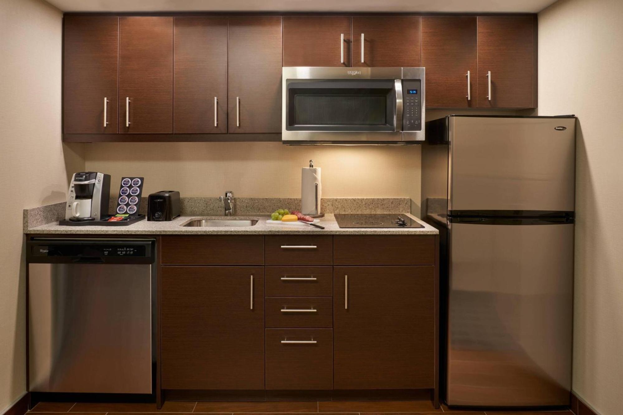 Towneplace Suites By Marriott Windsor Zewnętrze zdjęcie