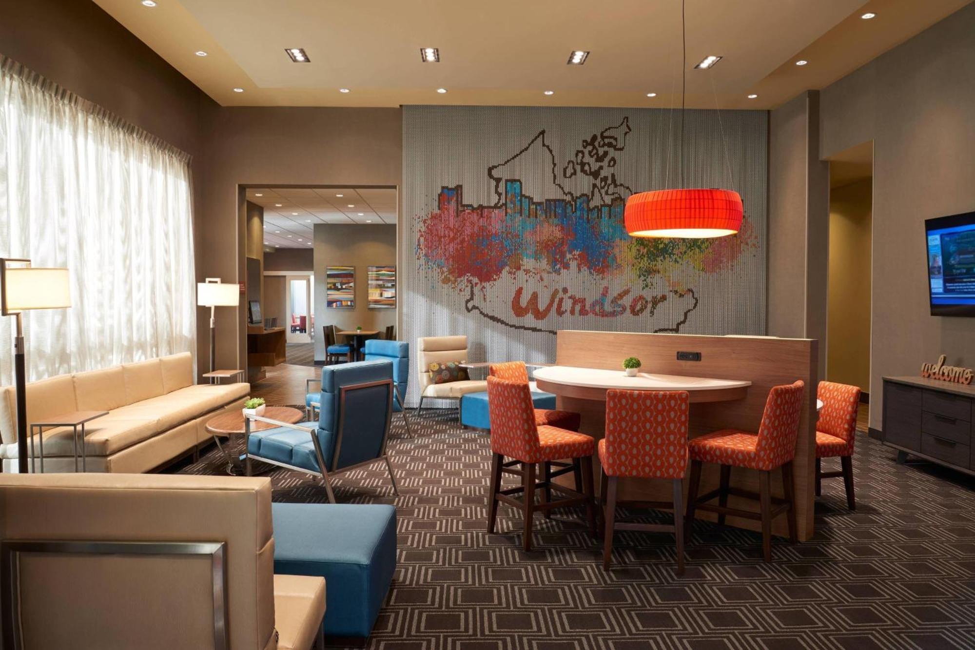 Towneplace Suites By Marriott Windsor Zewnętrze zdjęcie
