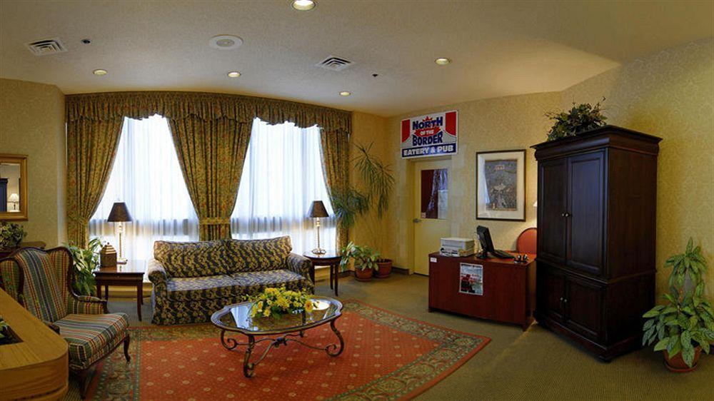Towneplace Suites By Marriott Windsor Zewnętrze zdjęcie