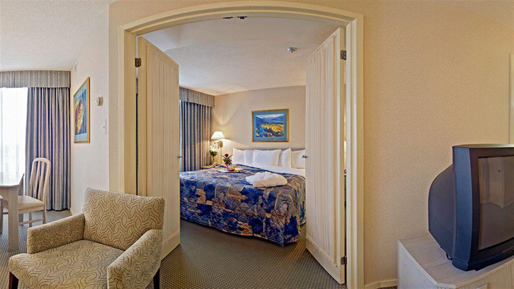 Towneplace Suites By Marriott Windsor Zewnętrze zdjęcie